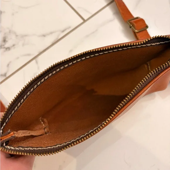 Range leather Atna belt bag cross body tan - Picture 6 of 7